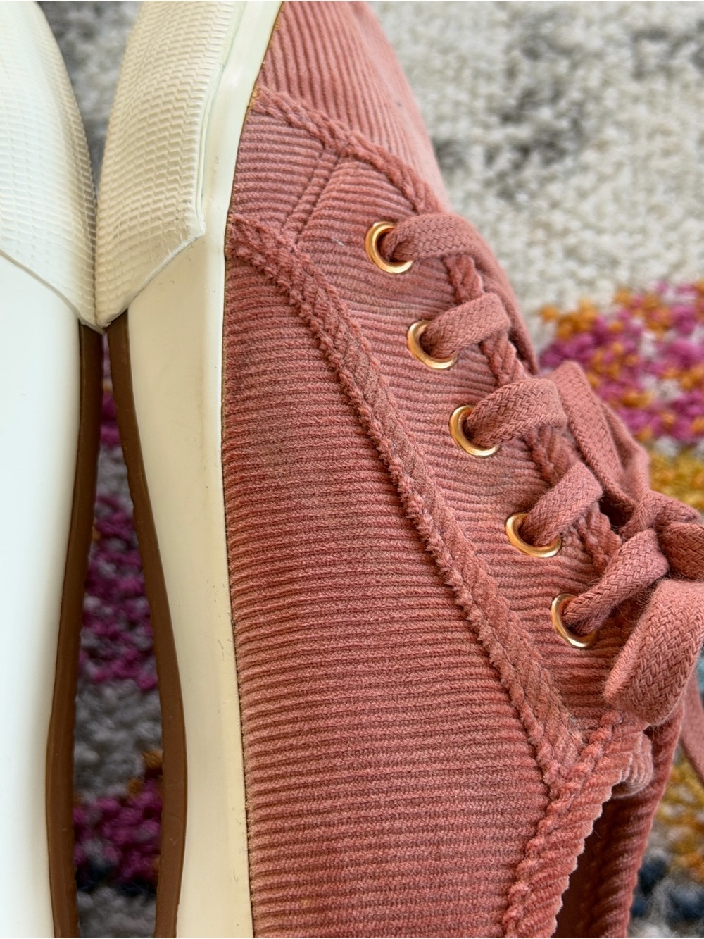Old Navy Corduroy Sneakers Camelia Rose Women’s 8 - Picture 5 of 8
